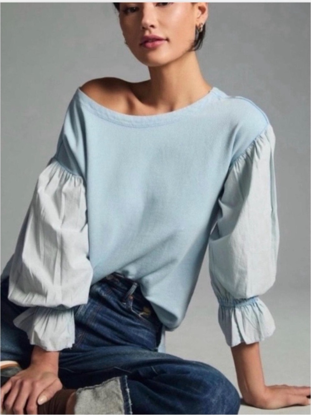 Women's Light Blue Puff-Sleeve Sweatshirt with Gathered Cuffs